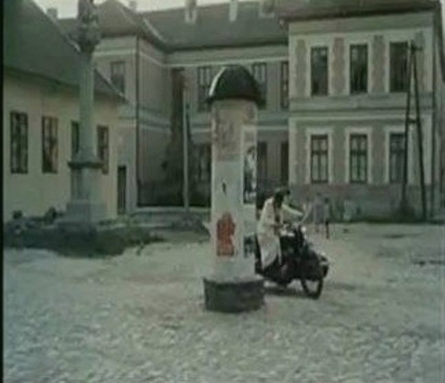 The Marathon Family · Gimnazijski Square