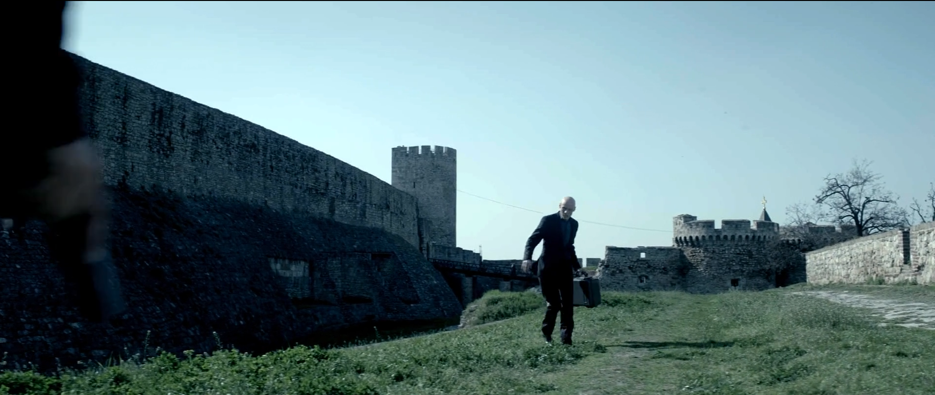 3 Days to Kill · Dry moat by Zindan Gate